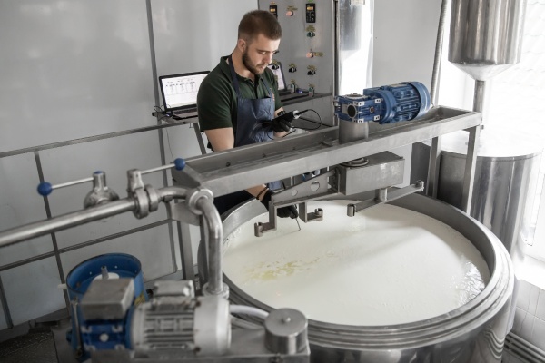 Dairy Tanks